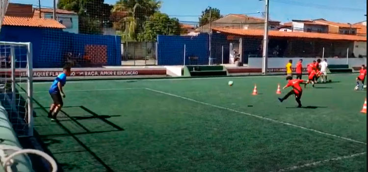 Escola de Futebol do Clube de Regatas Flamengo - Fortaleza - CE